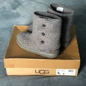 Worn grey sweater button Ugg boots